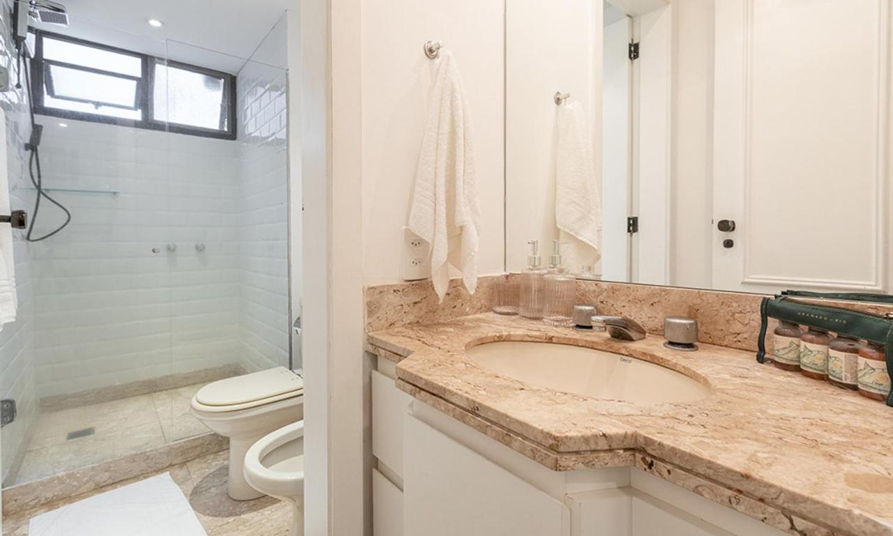 Tabas Lindissimo Apto No Leblon - Rj Lb0029 Apartamento