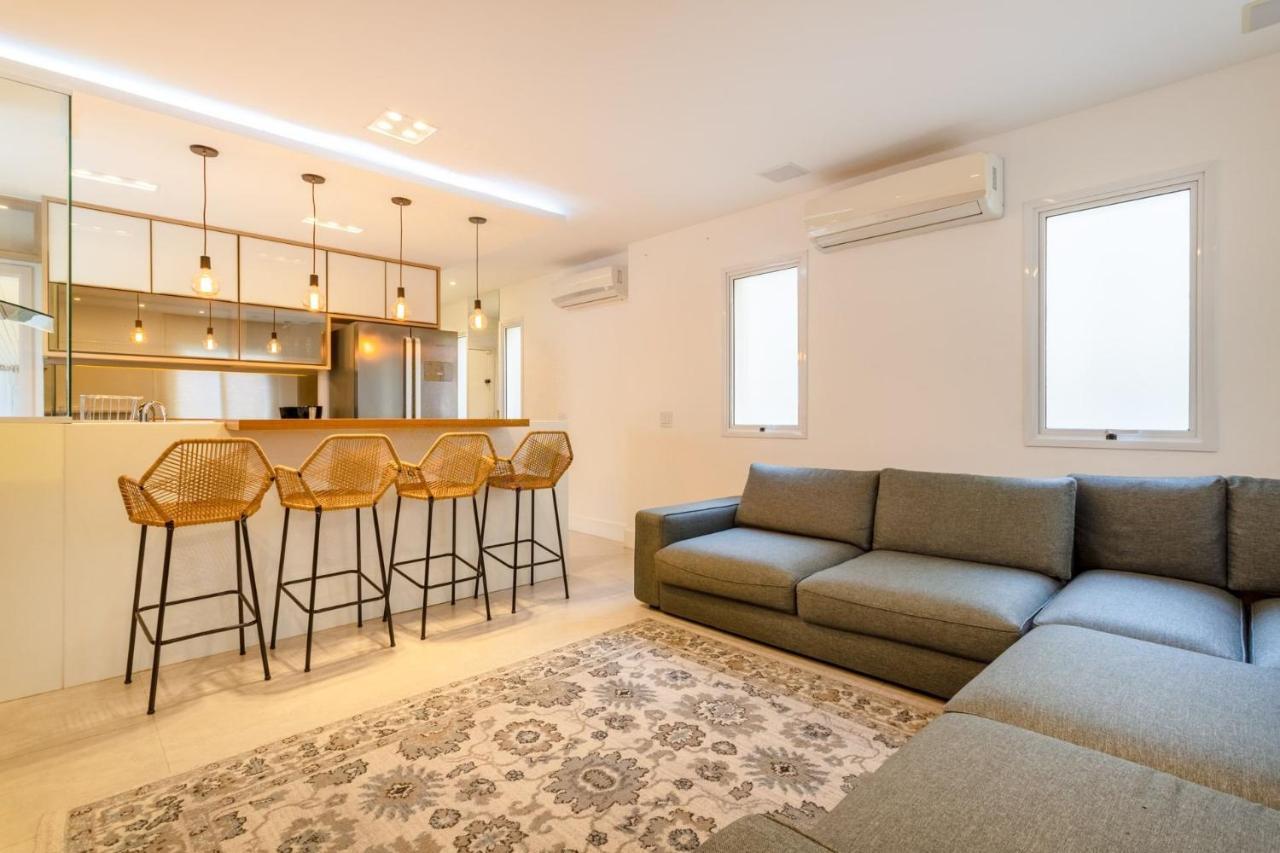 Triplex Luxo Com Piscina, Bbq E Sauna P/ 8 Pessoas *