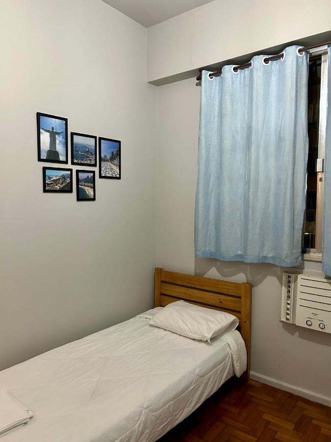 Em Copacabana Apartment