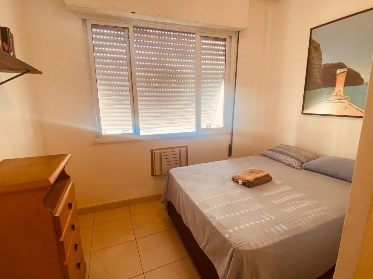 Completo Entrada Pela De Copacabana, Com Ar, Wifi, Netflix, Ate 4 Pessoas, Pauloangerami Aa3806 Apartamento