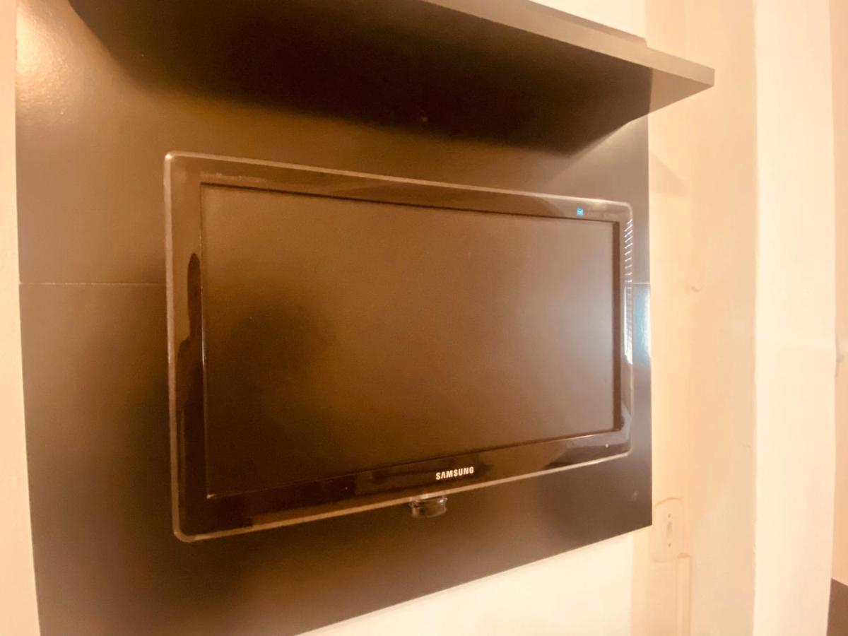 Completo Entrada Pela De Copacabana, Com Ar, Wifi, Netflix, Ate 4 Pessoas, Pauloangerami Aa3806 Apartamento *