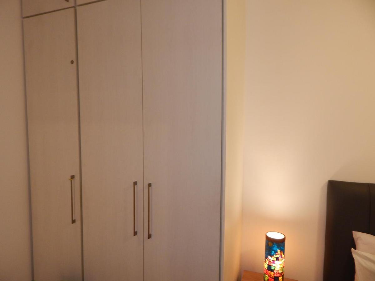 Charmoso E Espacoso 2 Qts A 4 Minutos A Pe Do Mar Apartment *