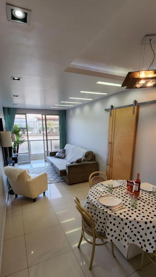 Nader Home's - 3 Quartos Laranjeiras * Rio de Janeiro