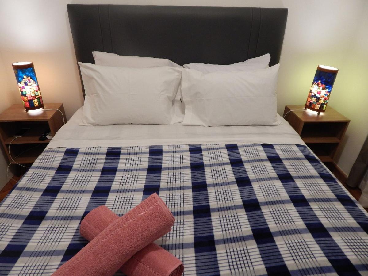 Charmoso E Espacoso 2 Qts A 4 Minutos A Pe Do Mar Apartment *