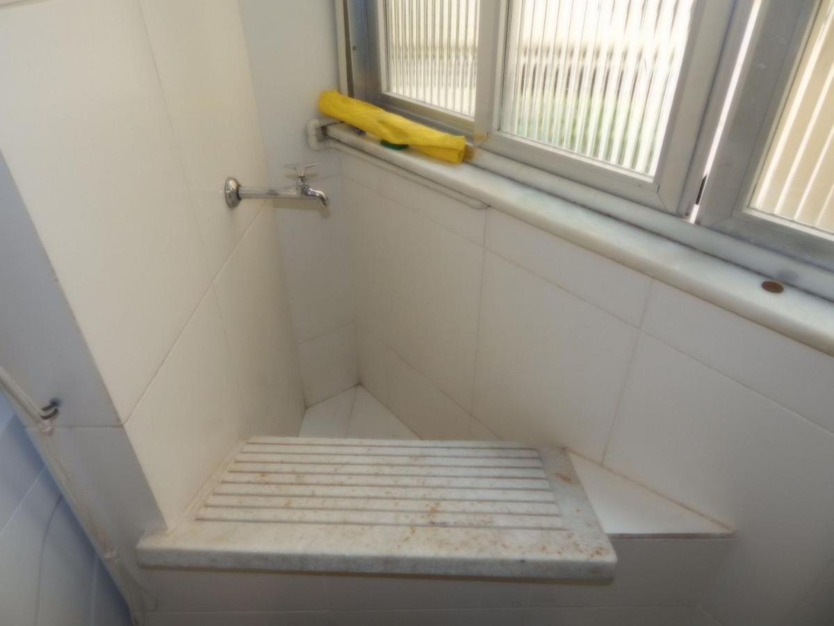 Charmoso E Espacoso 2 Qts A 4 Minutos A Pe Do Mar Apartment