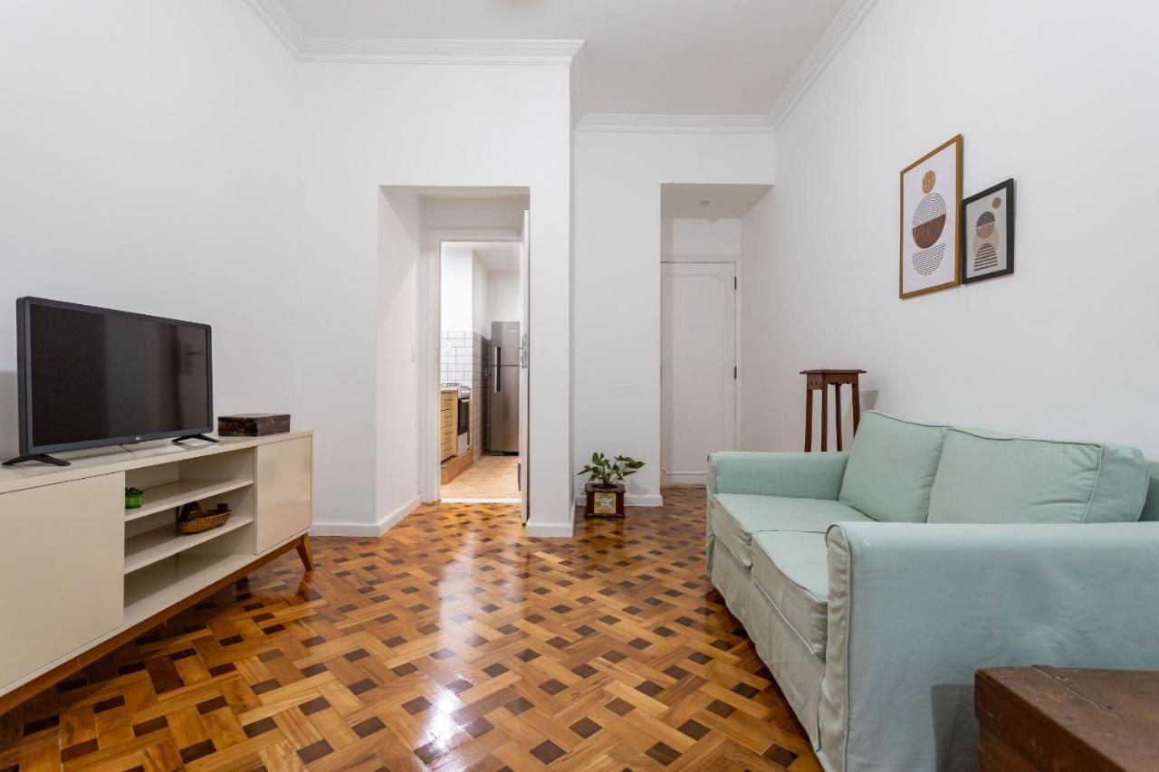 Apartment Gracioso No Leblon - 2 Quartos - Ap102