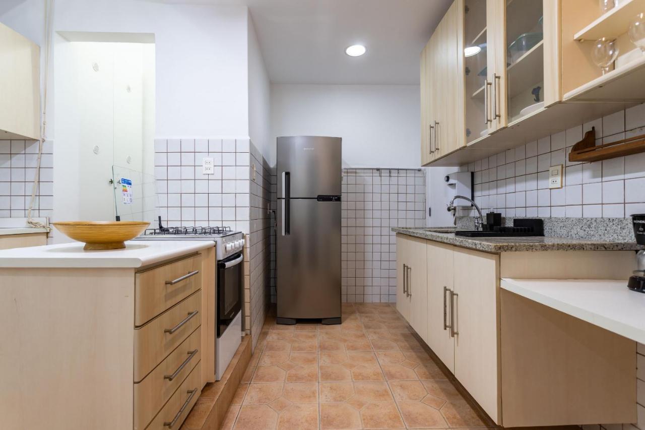 Apartment Gracioso No Leblon - 2 Quartos - Ap102
