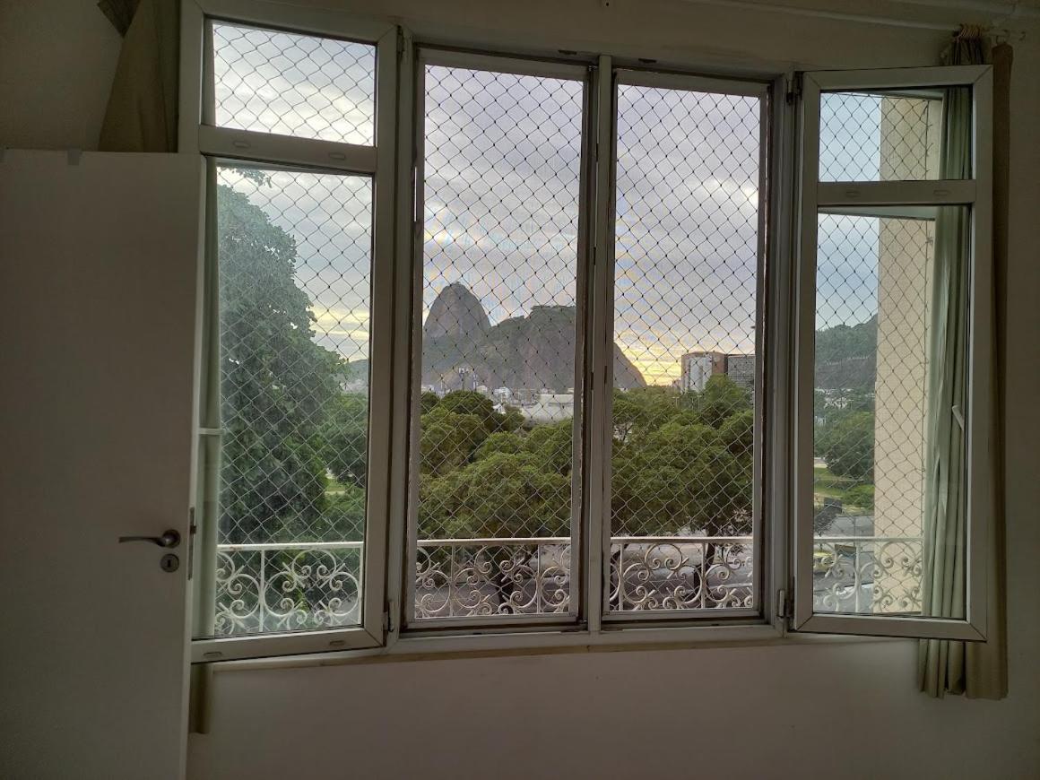 Vista Linda E Ao Redor Apartamento