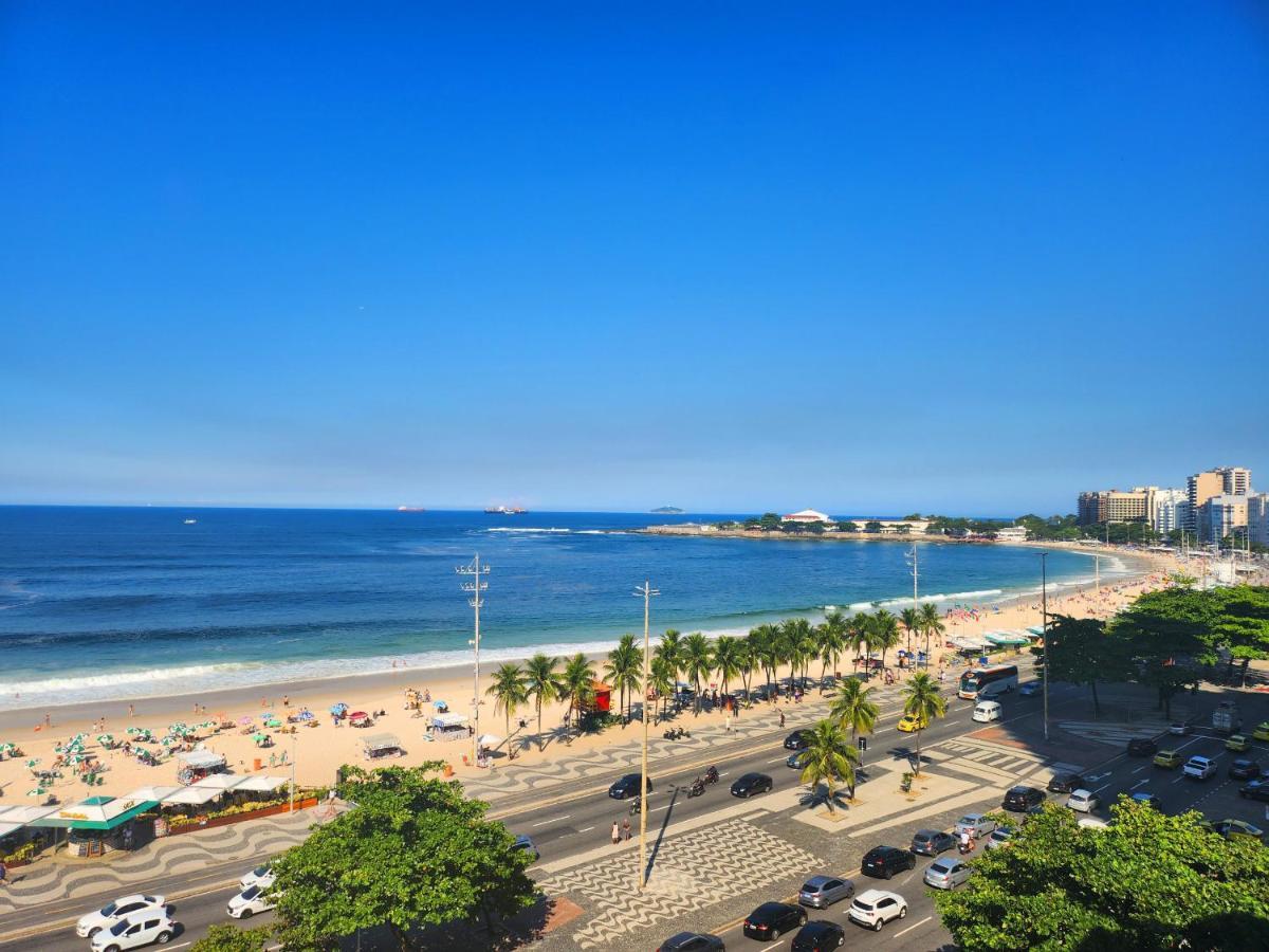 Apartamento Charmoso Na Areia De Copacabana Tc801 *
