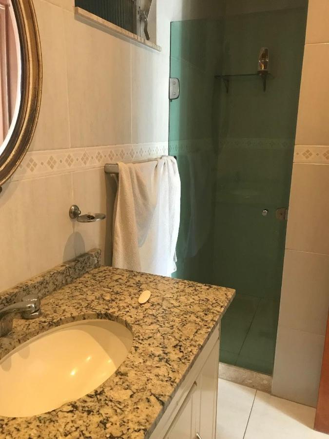 Apartamento Frontal Mar Copacabana Rio de Janeiro
