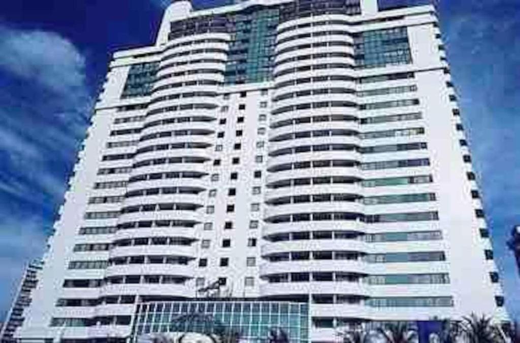Apartamento Marcolini - Mediterraneo Barra Da Tijuca 403-1 *
