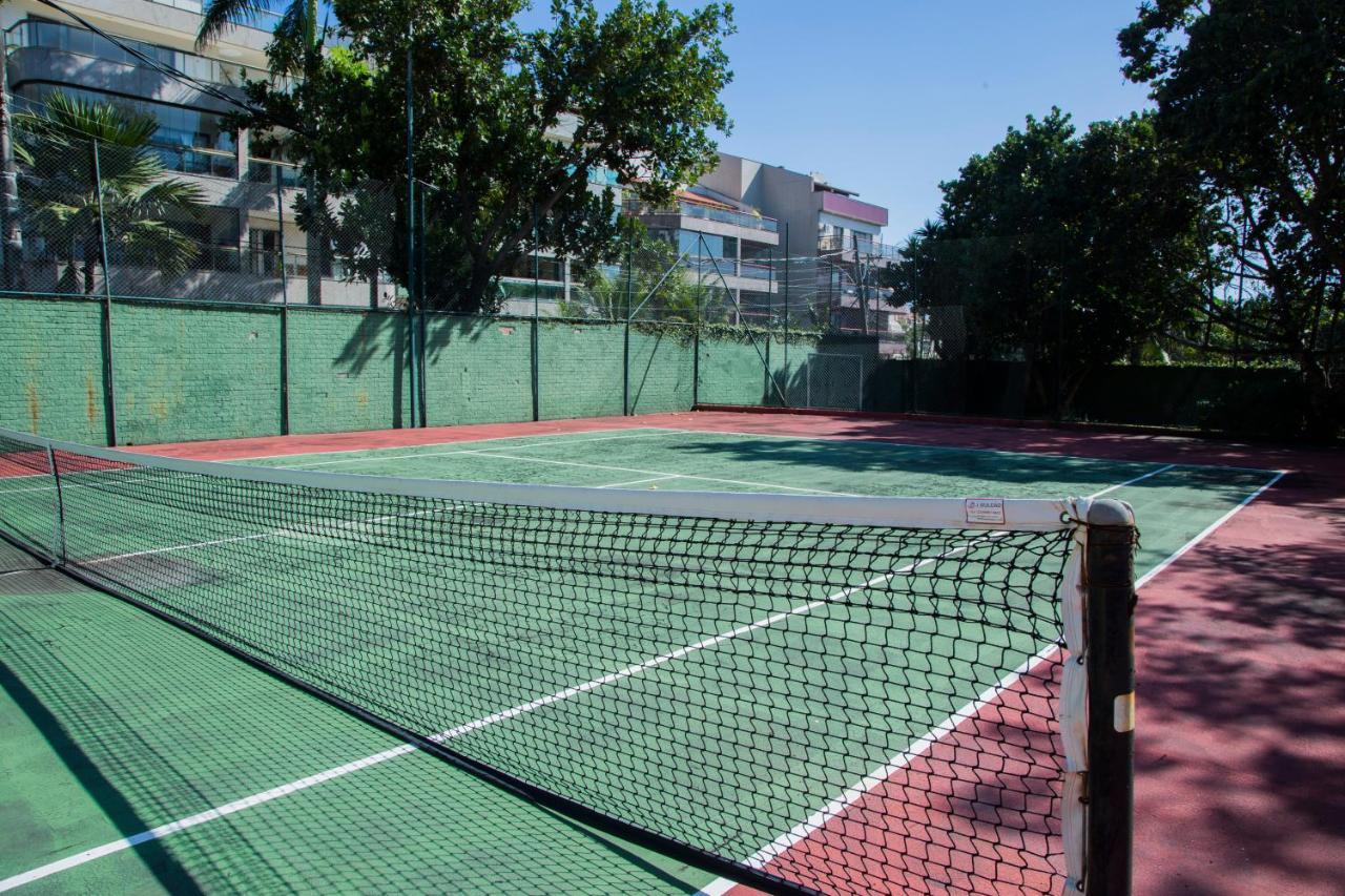 Oasis No Recreio Dos Bandeirantes * Rio de Janeiro