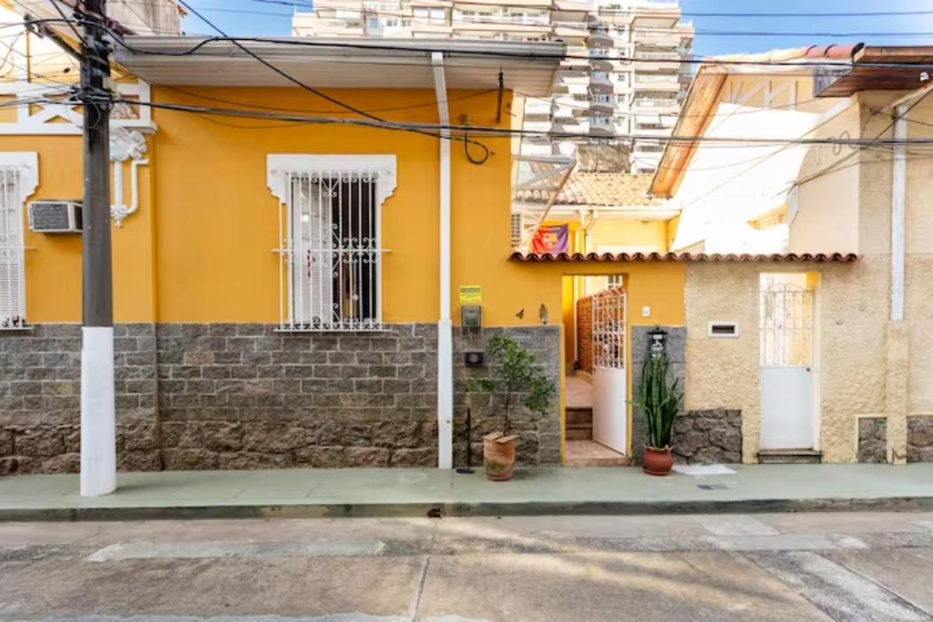 Em Casa De Em Botafogo, Homestay *