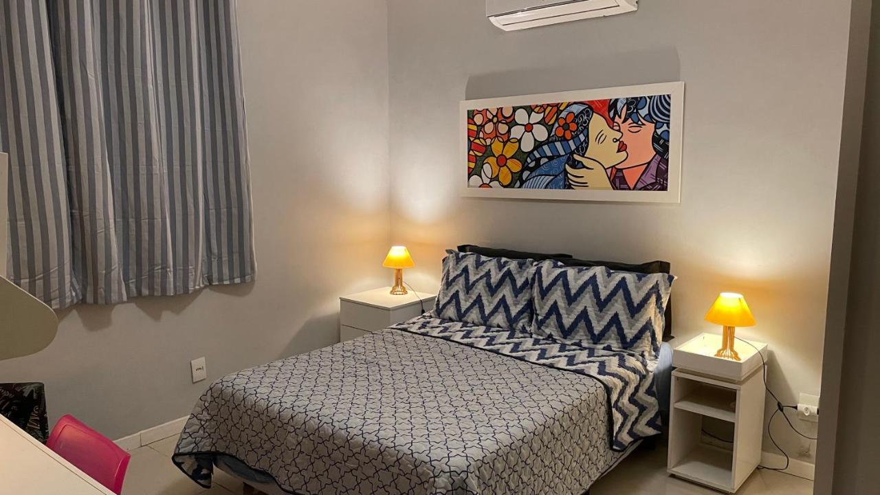 No Ponto De Copacabana A 5 Minutos Da Apartamento *