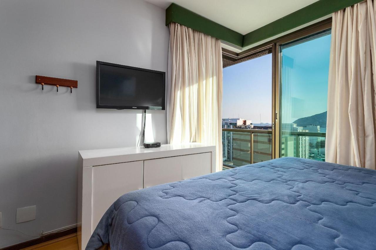 Apartamento 50m Ipanema Com Piscina, Academia E Restaurante *