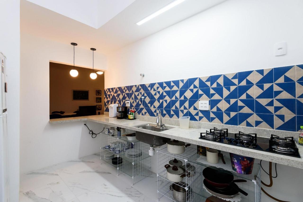 Apartamento Leblon: Perto Da Praia, Restaurantes E Metro *