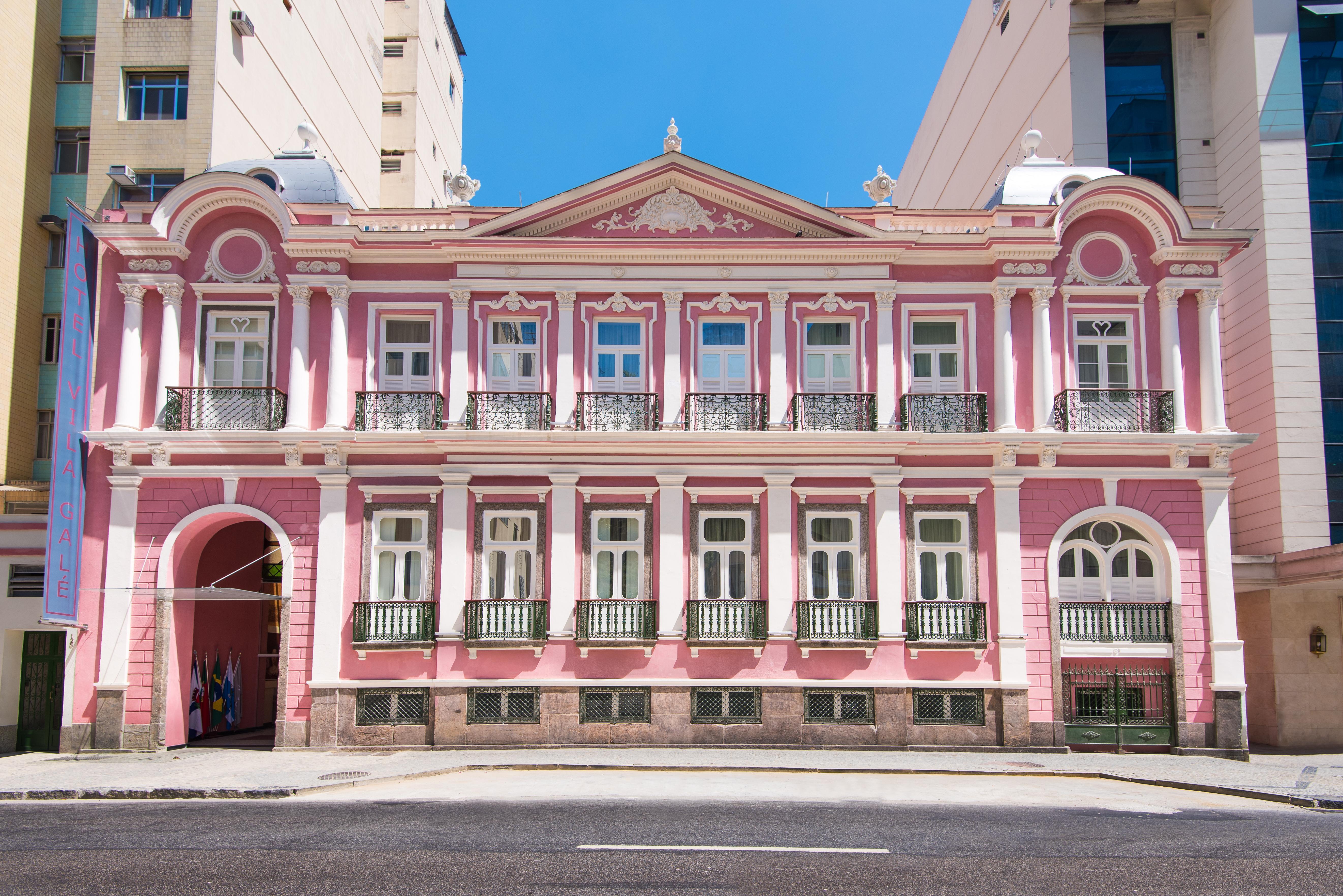Gale Hotel