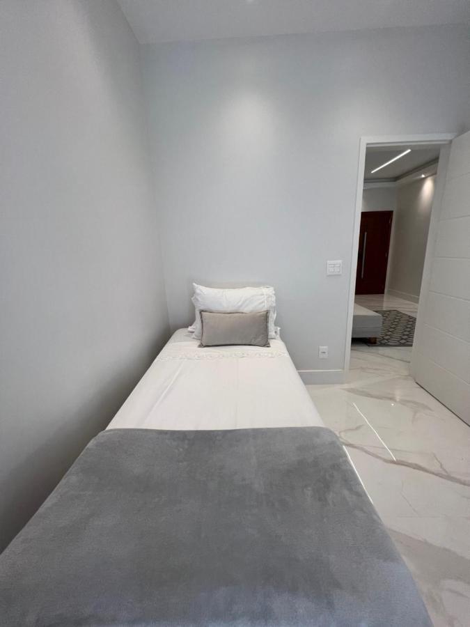 Maravilhoso De 2 Quartos Em Copacabana Quadra Da *