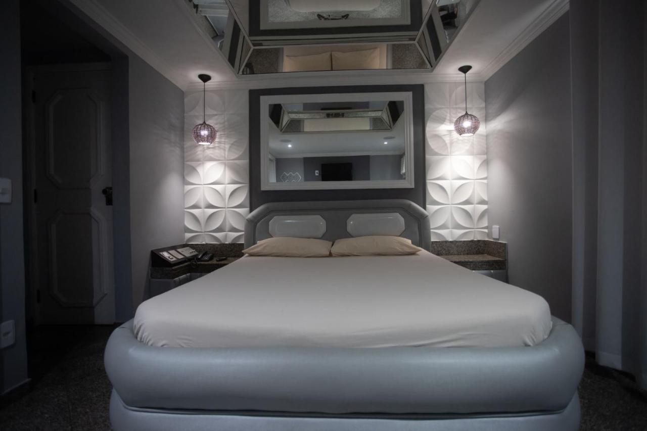 Hotel Show Adult Only 3*