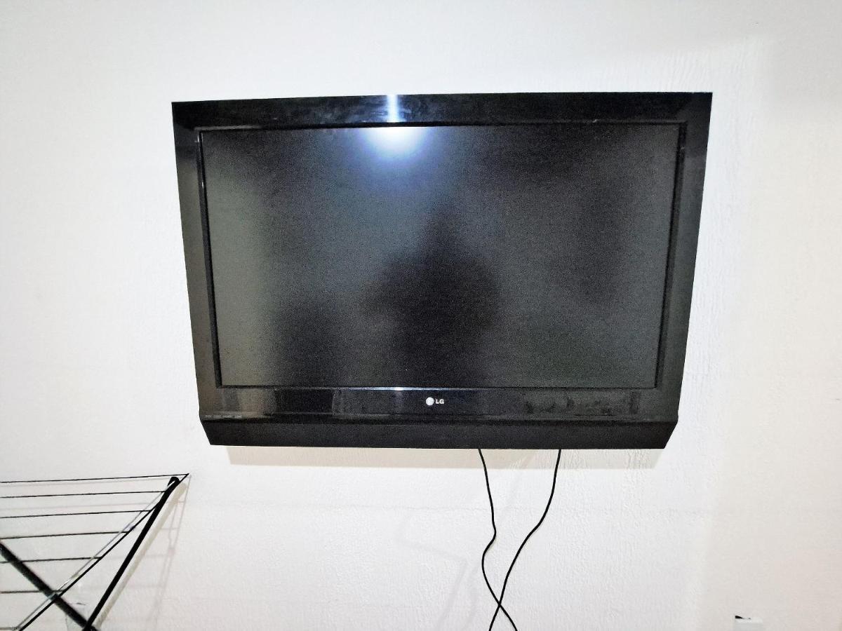 Lindo Flat 2 A 300 Mts Da Posto 12 Recreio *