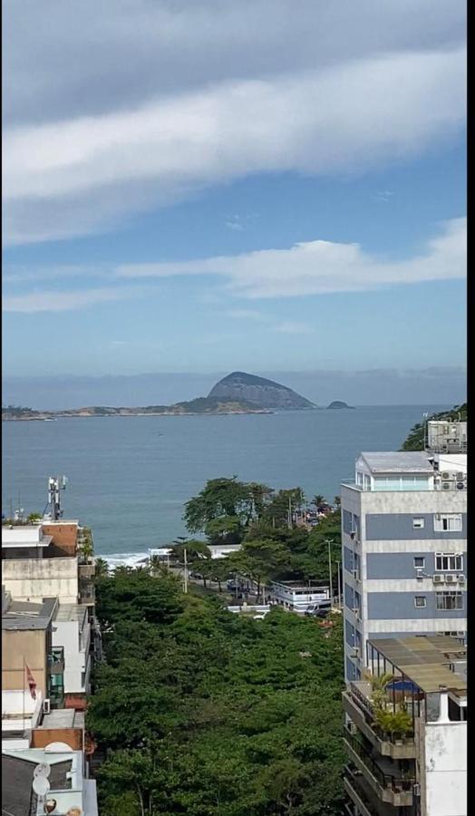 Apto Com Vista Mar, Piscina, Sauna, Academia E Servicos De Limpeza