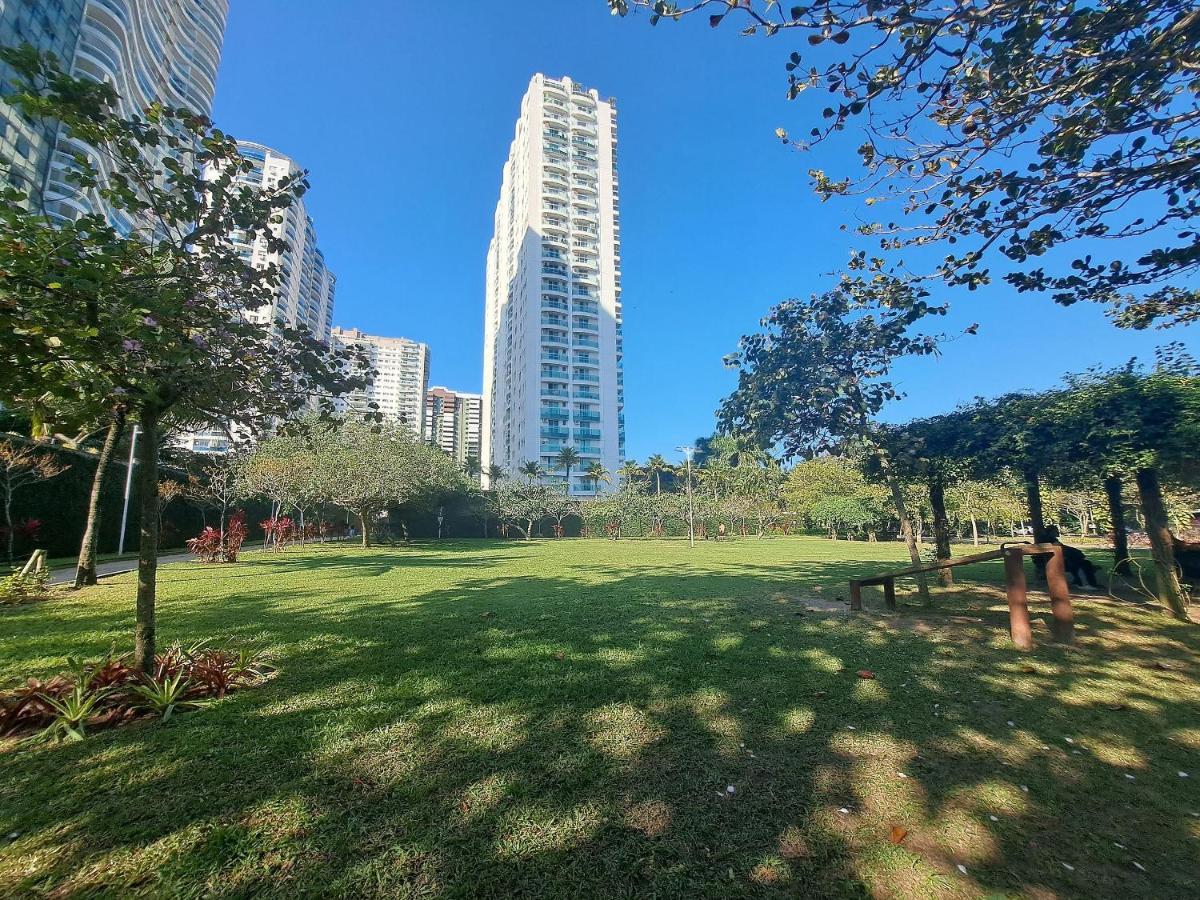 Privativo Em Apto Barra Com Vista - Com Anfitriao Apartamento *
