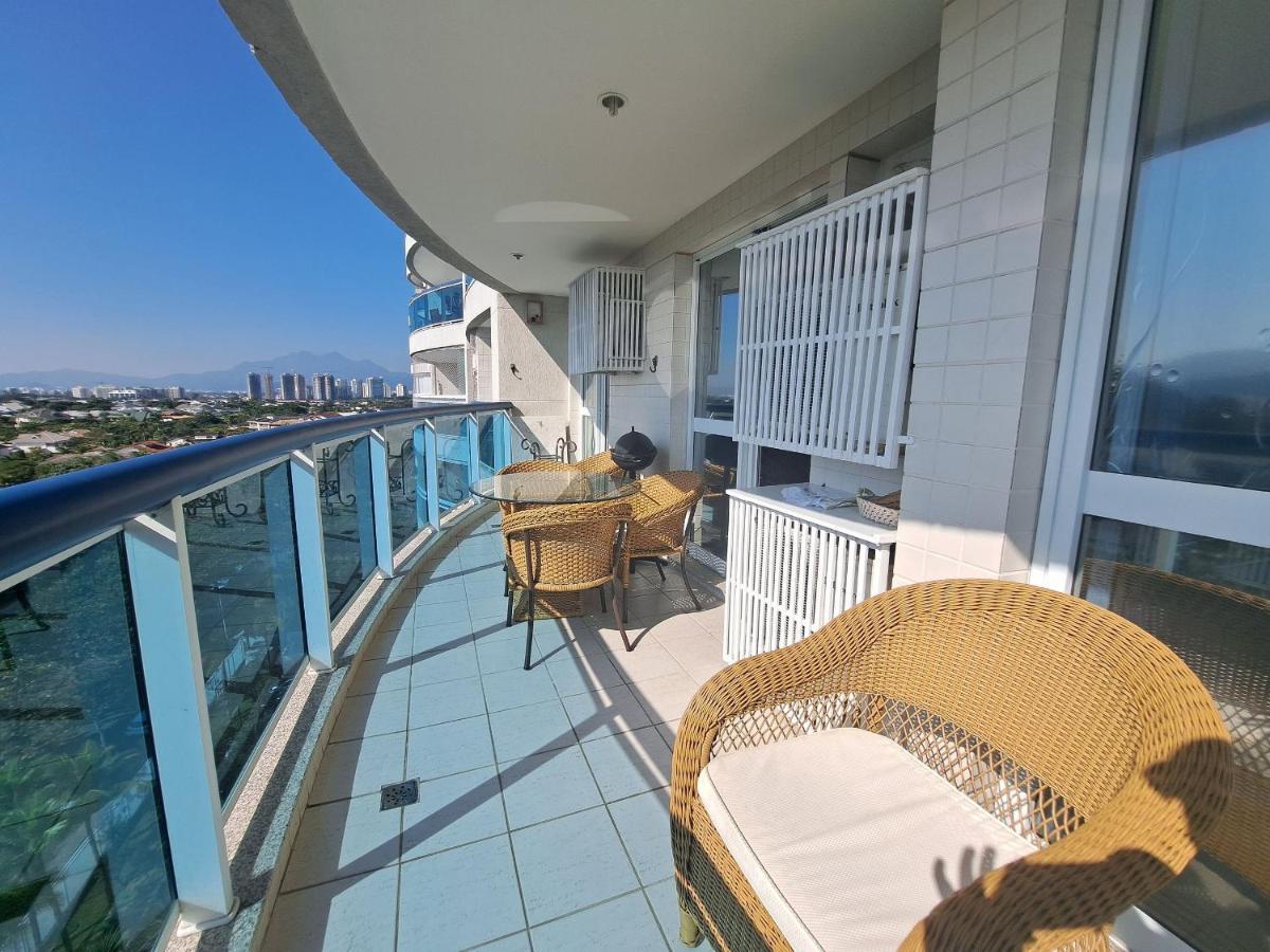 Privativo Em Apto Barra Com Vista - Com Anfitriao Apartamento