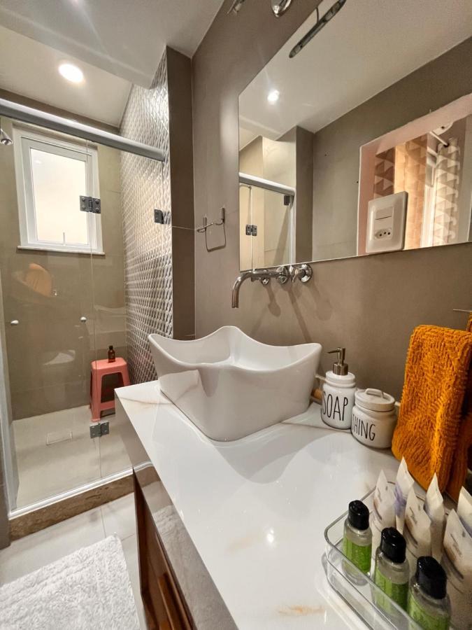 Elegante E Tranquilo Em Ipanema Homestay *