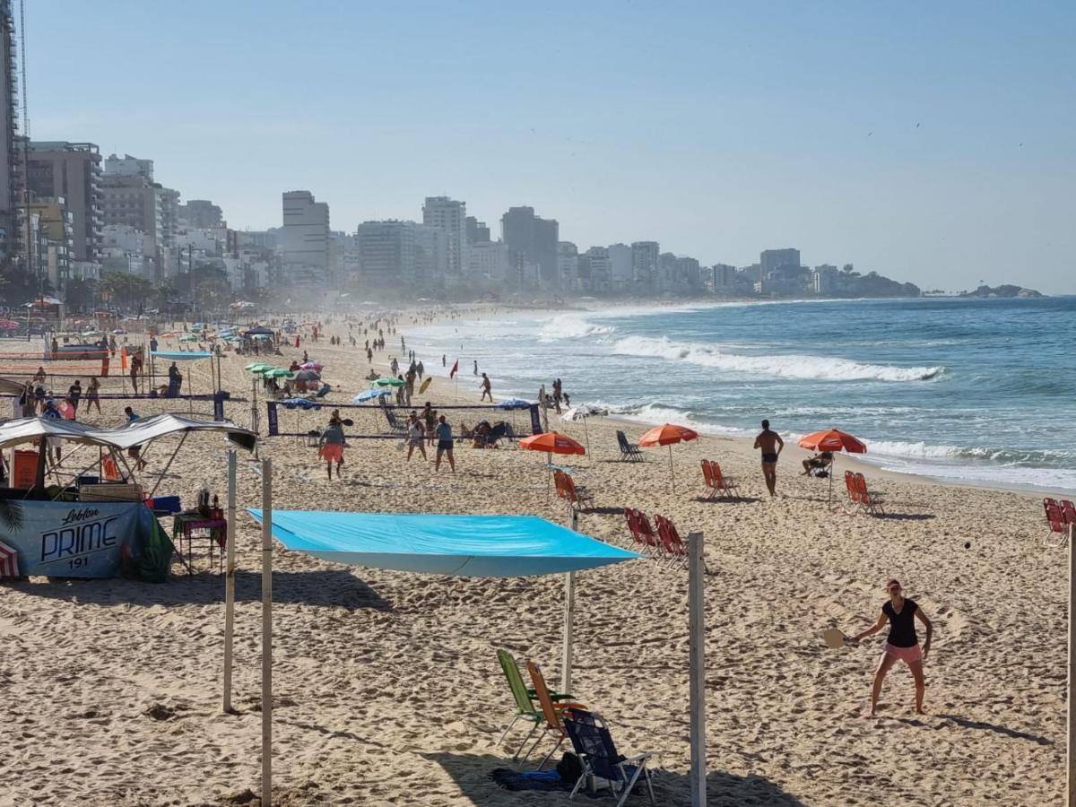 C: Panoramic Rio Views Near Iconic Beaches Homestay Rio de Janeiro