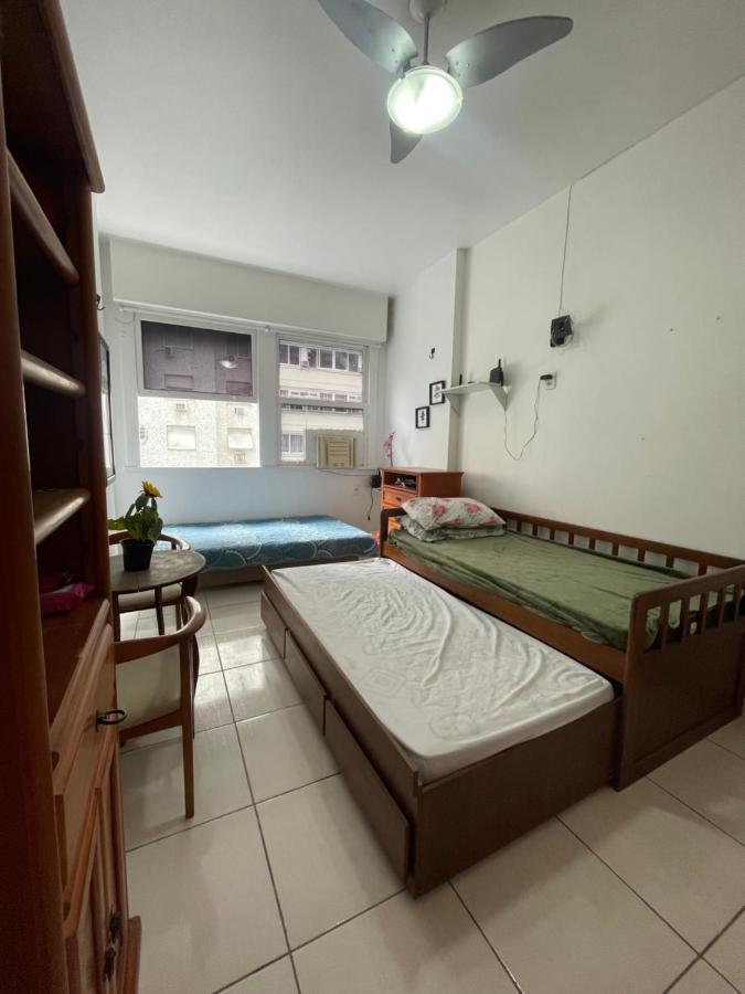 Esquina Da Praia, 2 Minutos Da De Copacabana-excelente Custo Beneficio Apartment *