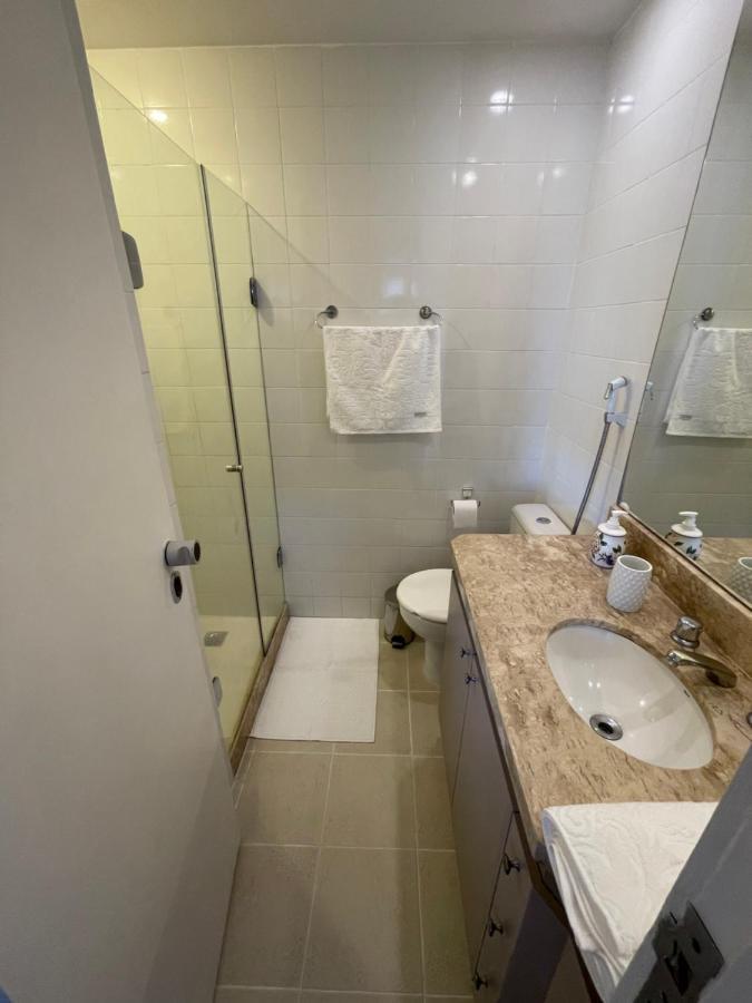 Flat No Leblon, 2 Quadras Da Praia, Academia E Arrumacao Diaria Na Rua Dias Ferreira By Tata Rio de Janeiro