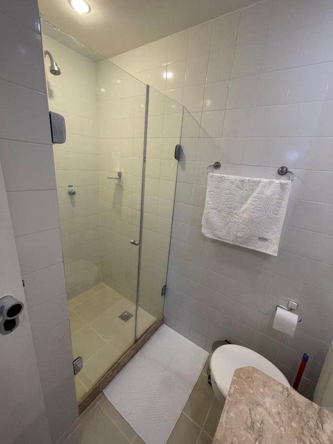 Flat No Leblon, 2 Quadras Da Praia, Academia E Arrumacao Diaria Na Rua Dias Ferreira By Tata Rio de Janeiro