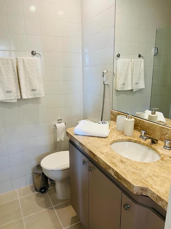 Flat No Leblon, 2 Quadras Da Praia, Academia E Arrumacao Diaria Na Rua Dias Ferreira By Tata Apart-hotel