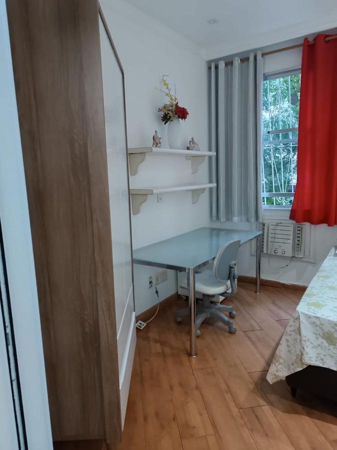 2 Quartos Em Copacabana *