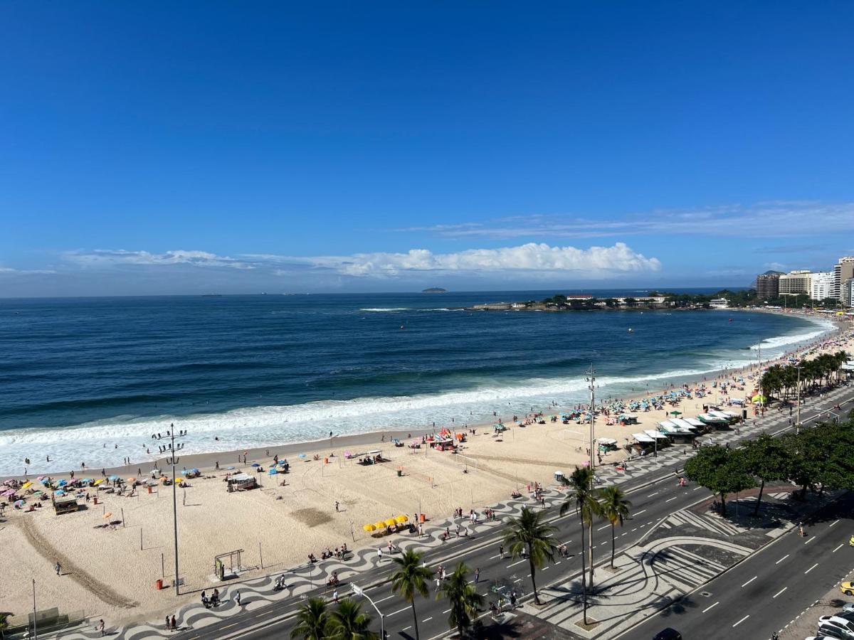 Copacabana De Frente O Mar.