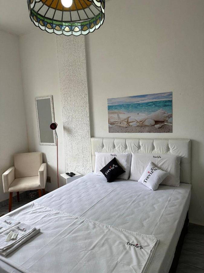 Trevizzo Copacabana *