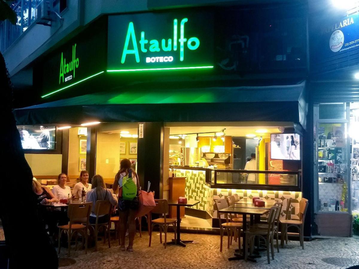 Must Leblon - Pacote: 4 Hospedes, + 1 Ticket Apartment Rio de Janeiro