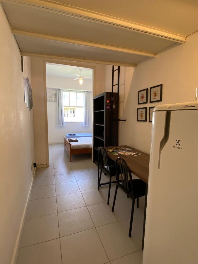 Completo Na De Copacabana, Perto Ipanema Gal Osorio, Com Ar, Wifi, Netflix, Ate 3 Pessoas, Pauloangerami Sf138 * Rio de Janeiro