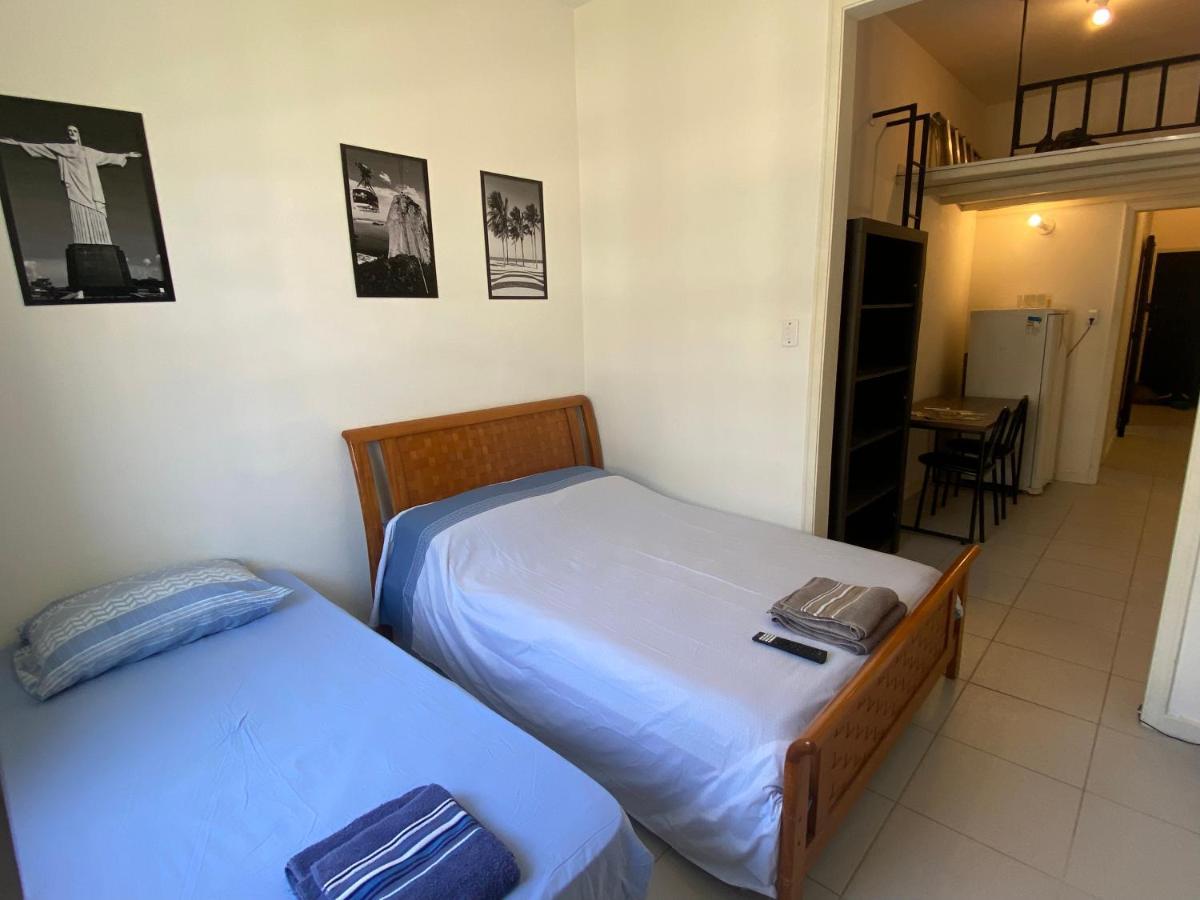 Completo Na De Copacabana, Perto Ipanema Gal Osorio, Com Ar, Wifi, Netflix, Ate 3 Pessoas, Pauloangerami Sf138 * Rio de Janeiro