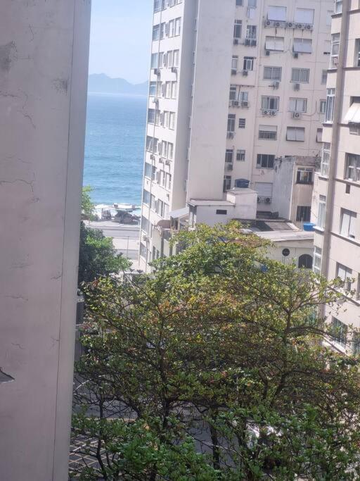Copacabana_posto6_wifi_praia_ar Apartamento *