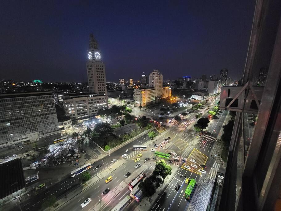 Espacoso No Centro Rio de Janeiro
