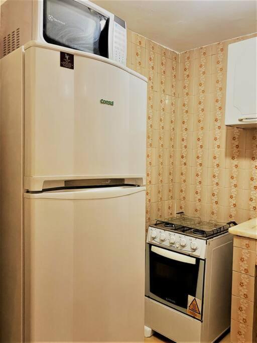 Apartamento Acolhedor Na Avenida Atlantica