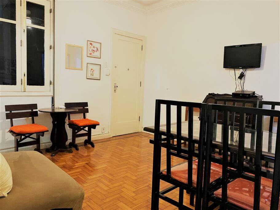 Apartamento Acolhedor Na Avenida Atlantica Rio de Janeiro