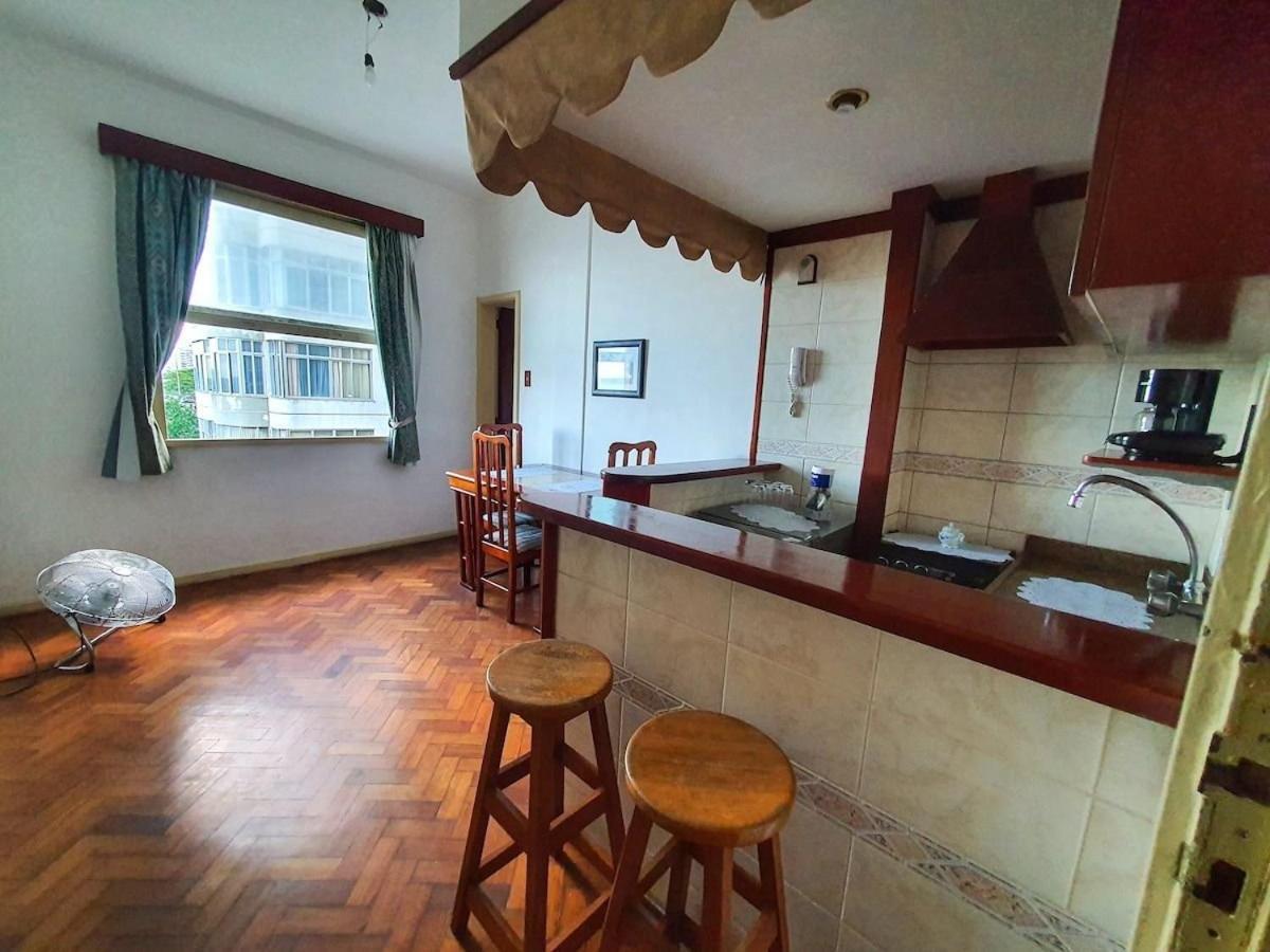 Apto Com Vista De Copacabana Apartamento