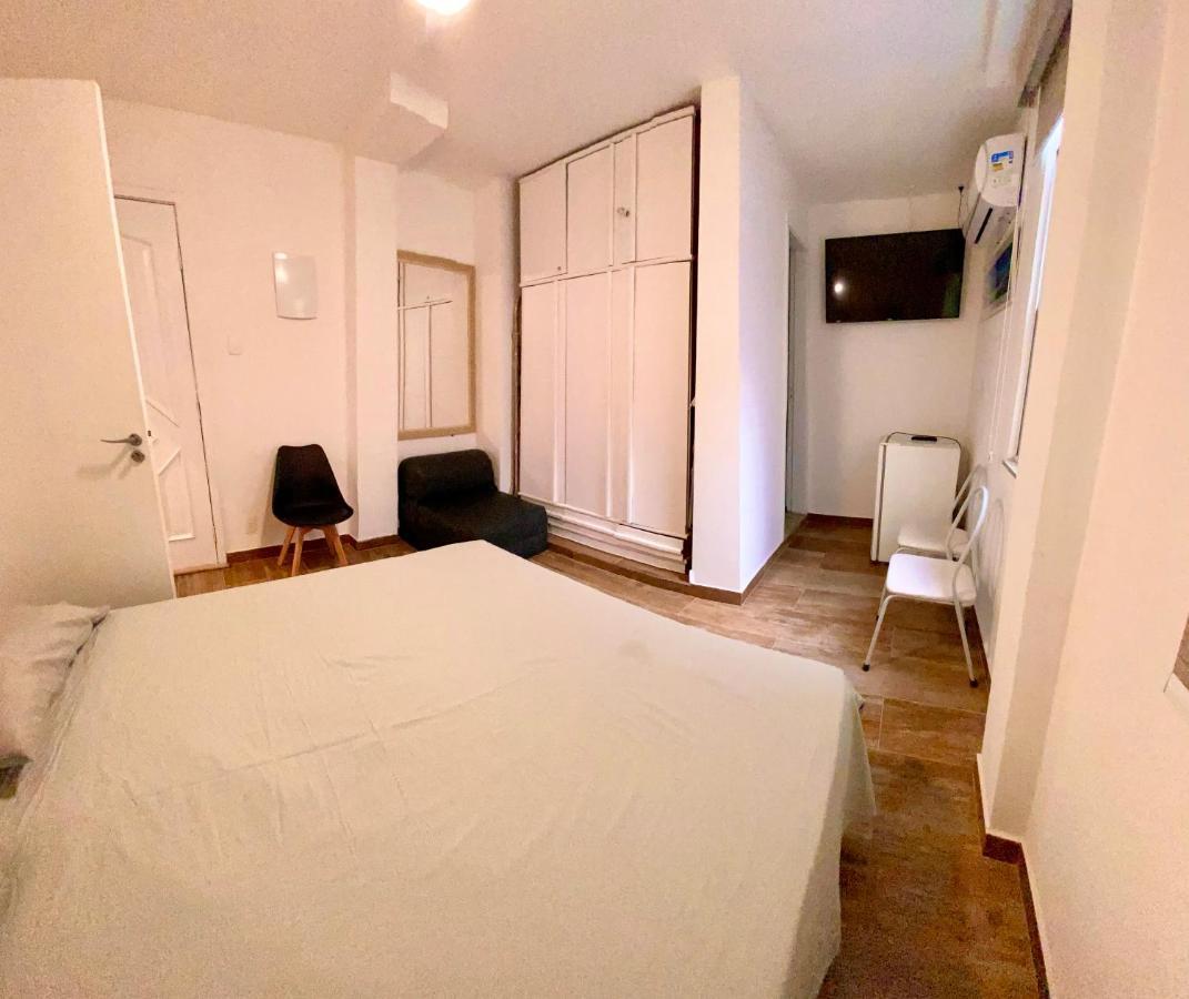 Apartamento Xavier Da Silveira 40