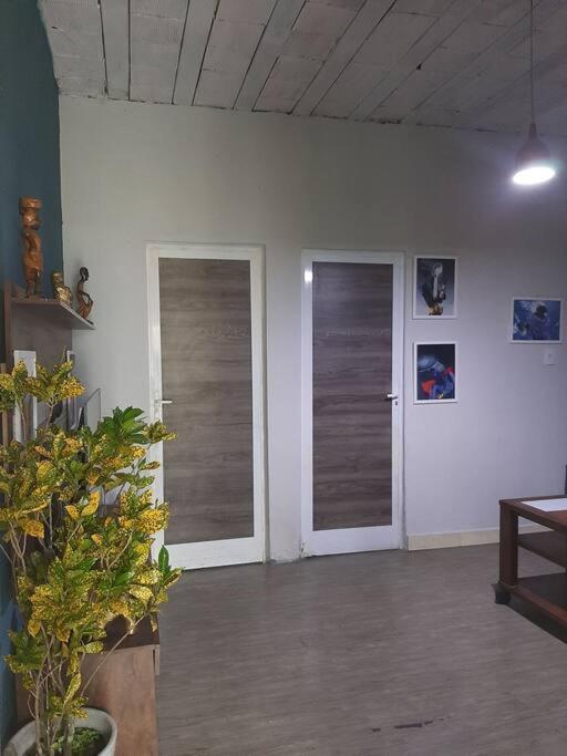 Mtz Barra De Guaratiba Espaco Inteiro Com Duas Suites, Praias E Muito Lazer *