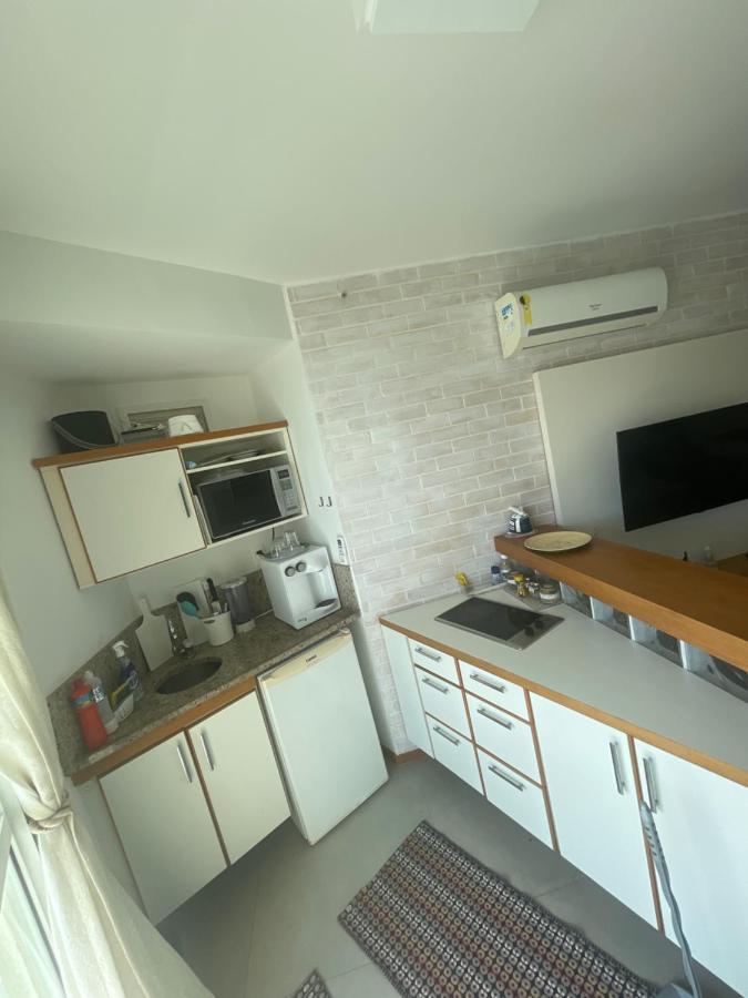 Recreio Dos Bandeirantes - Pe Na Areia Apartment