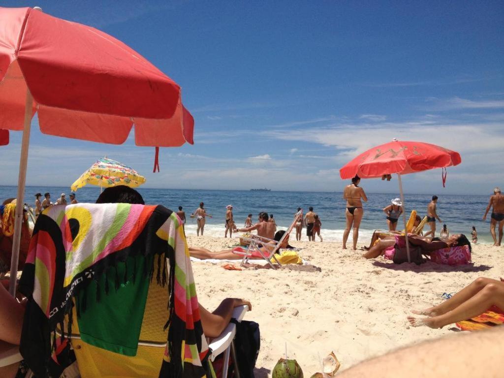 Apartamento Completo Na De Copacabana Com Ar, Wifi, Netflix, Ate 4 Pessoas, Fundos Claro E Silencioso, Pauloangerami Pj135 *