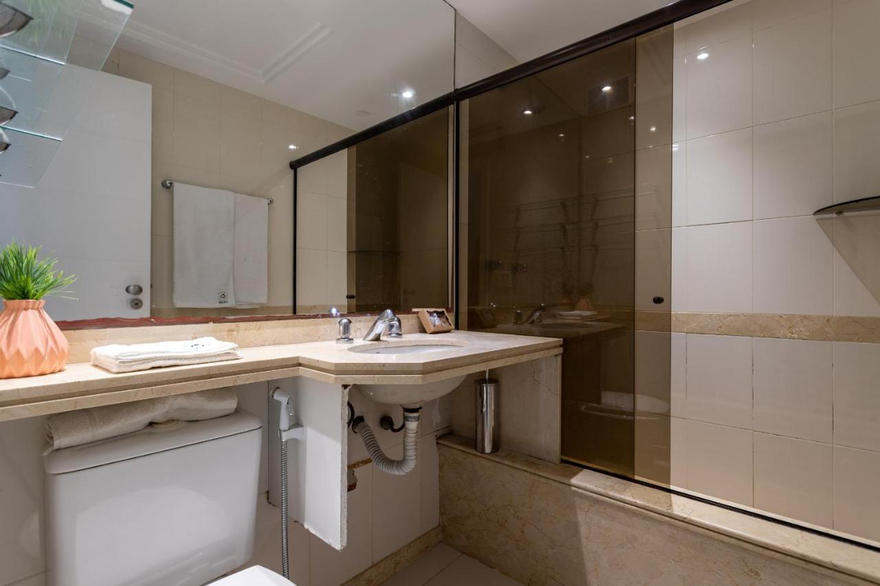 Apartamento Cobertura Na Barra Da Tijuca 6 Pessoas - Lc2207