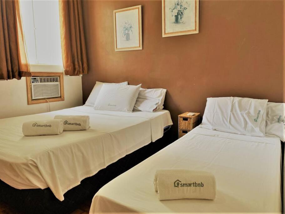Com Dois Quartos Na Orla De Copacabana *